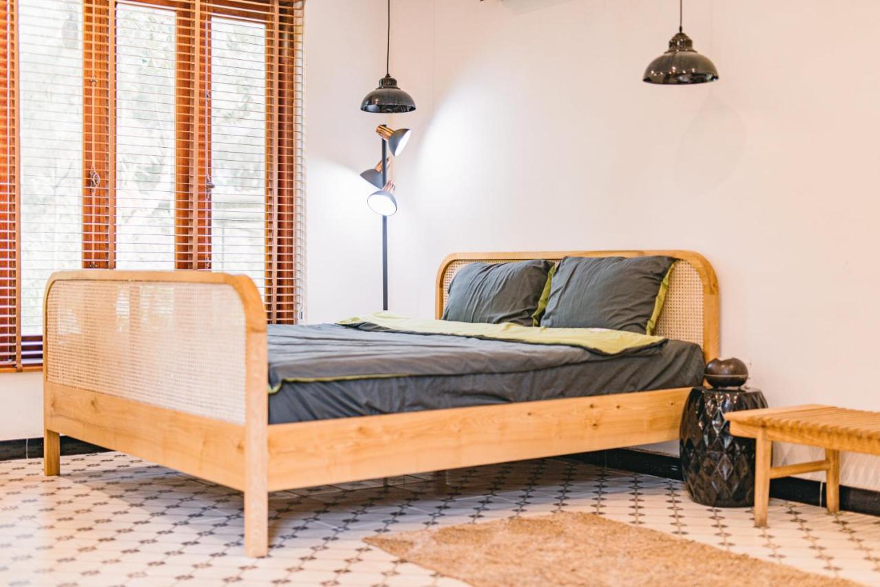 U Lesa - Nha Ben Rung Hotel Hanoi Buitenkant foto